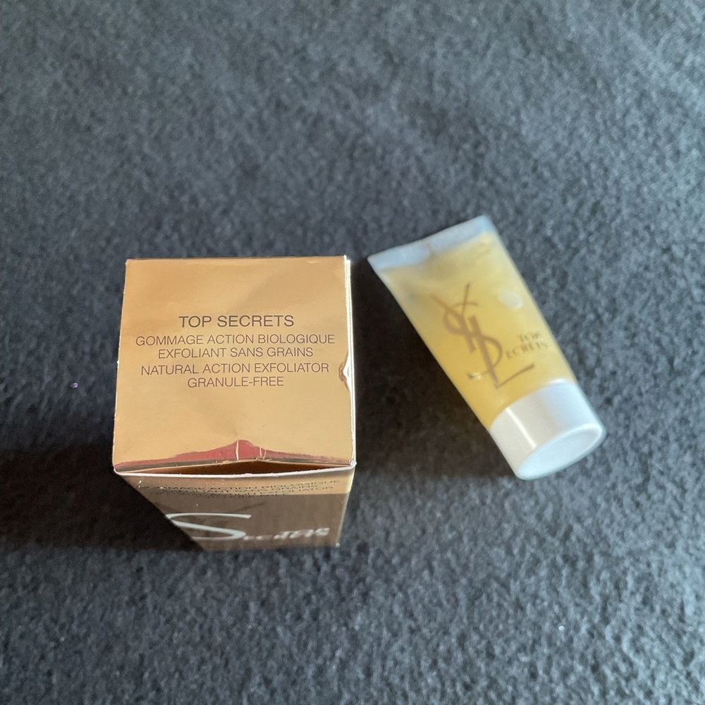 YSL Top Secrets Natural Action Exfoliator 15ml Granule-Free Luxury Skincare - Picture 3 of 3